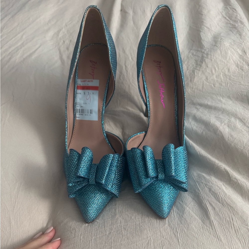 Blue Bow Pointed Toe Heels